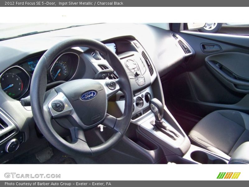 Ingot Silver Metallic / Charcoal Black 2012 Ford Focus SE 5-Door