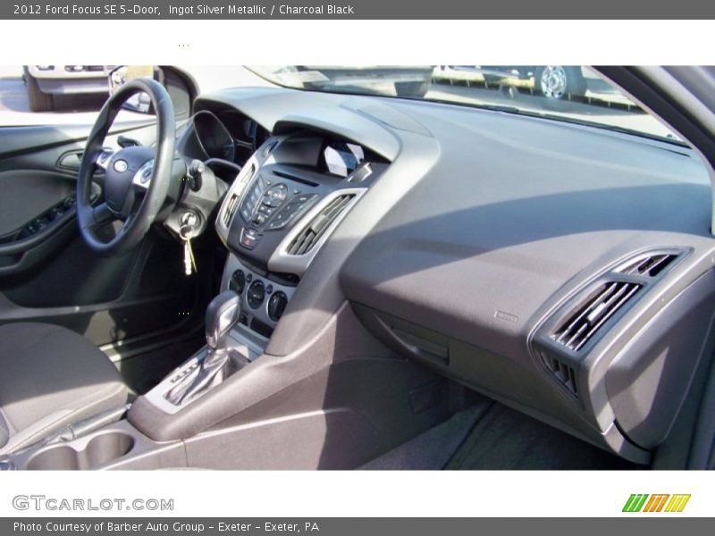 Ingot Silver Metallic / Charcoal Black 2012 Ford Focus SE 5-Door