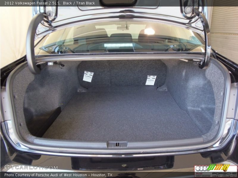 Black / Titan Black 2012 Volkswagen Passat 2.5L S