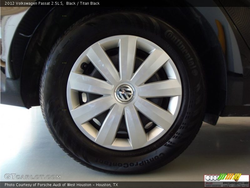 Black / Titan Black 2012 Volkswagen Passat 2.5L S
