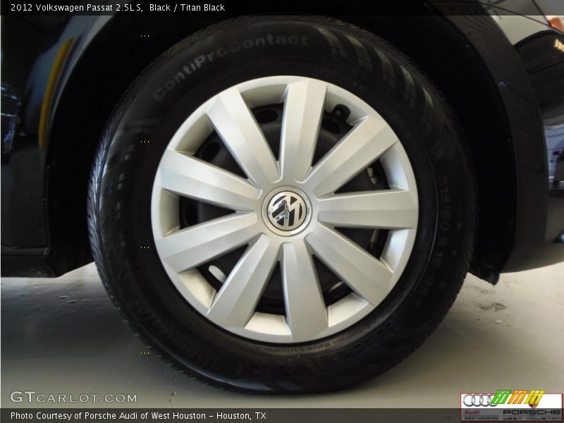 Black / Titan Black 2012 Volkswagen Passat 2.5L S