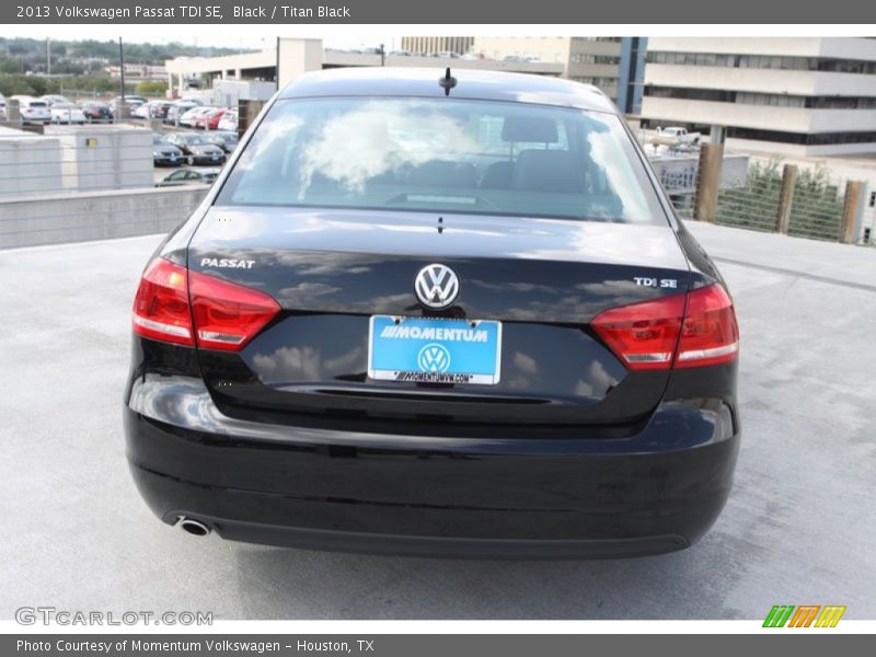 Black / Titan Black 2013 Volkswagen Passat TDI SE