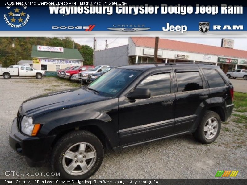 Black / Medium Slate Gray 2005 Jeep Grand Cherokee Laredo 4x4