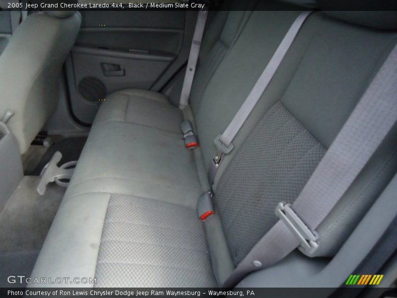 Black / Medium Slate Gray 2005 Jeep Grand Cherokee Laredo 4x4