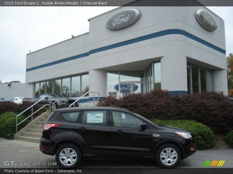 Kodiak Brown Metallic / Charcoal Black 2013 Ford Escape S