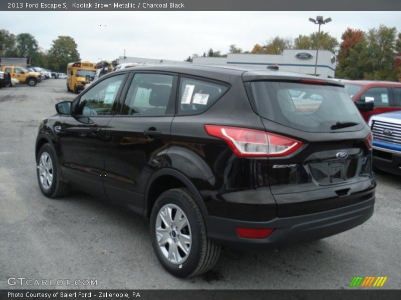 Kodiak Brown Metallic / Charcoal Black 2013 Ford Escape S