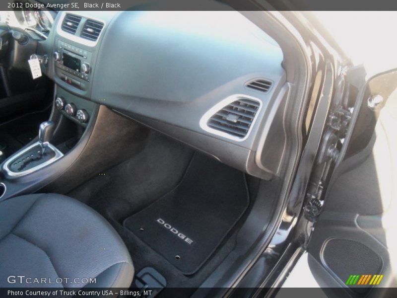 Black / Black 2012 Dodge Avenger SE