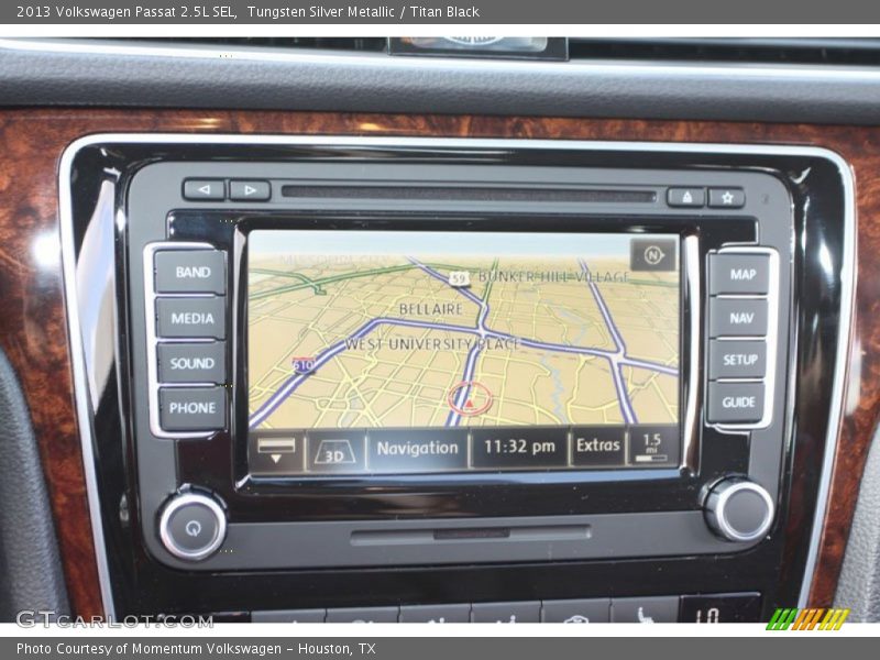 Tungsten Silver Metallic / Titan Black 2013 Volkswagen Passat 2.5L SEL