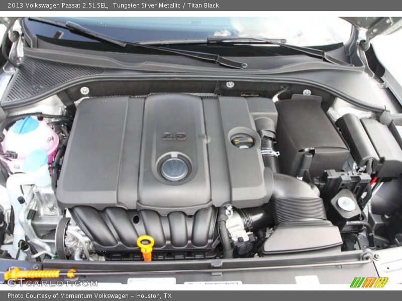 Tungsten Silver Metallic / Titan Black 2013 Volkswagen Passat 2.5L SEL