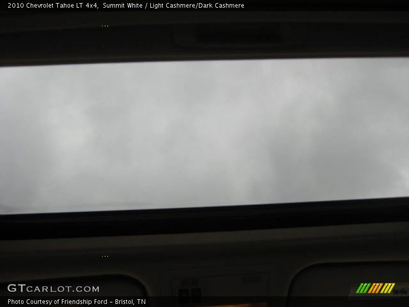Summit White / Light Cashmere/Dark Cashmere 2010 Chevrolet Tahoe LT 4x4