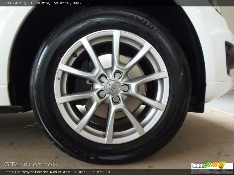 Ibis White / Black 2010 Audi Q5 3.2 quattro