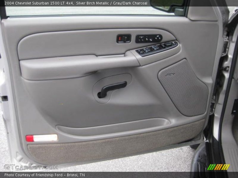 Silver Birch Metallic / Gray/Dark Charcoal 2004 Chevrolet Suburban 1500 LT 4x4