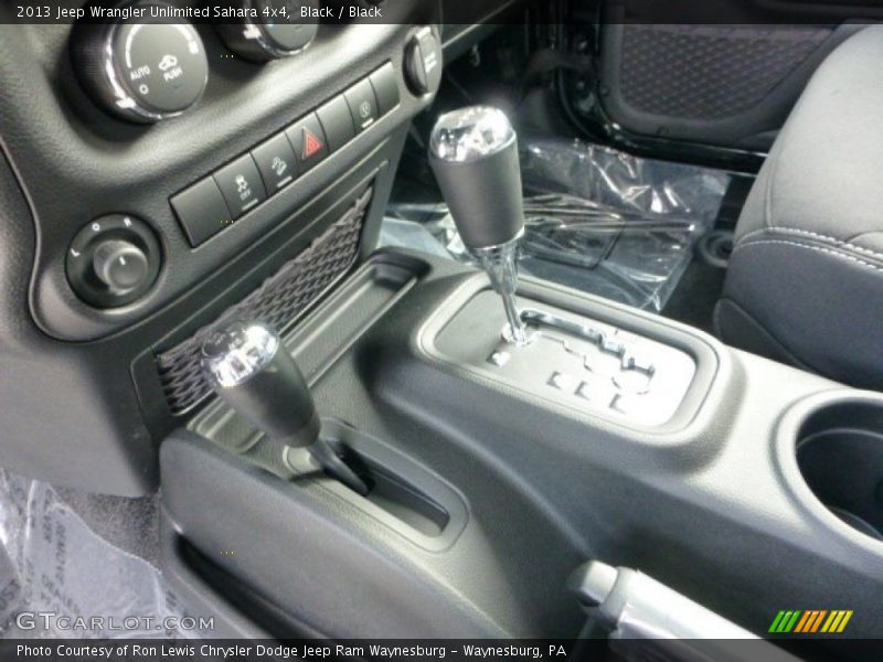 Black / Black 2013 Jeep Wrangler Unlimited Sahara 4x4