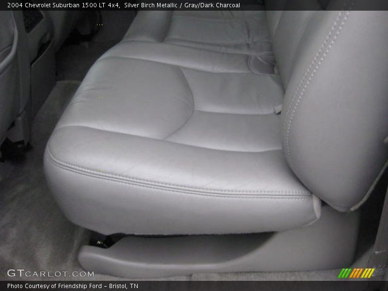 Silver Birch Metallic / Gray/Dark Charcoal 2004 Chevrolet Suburban 1500 LT 4x4