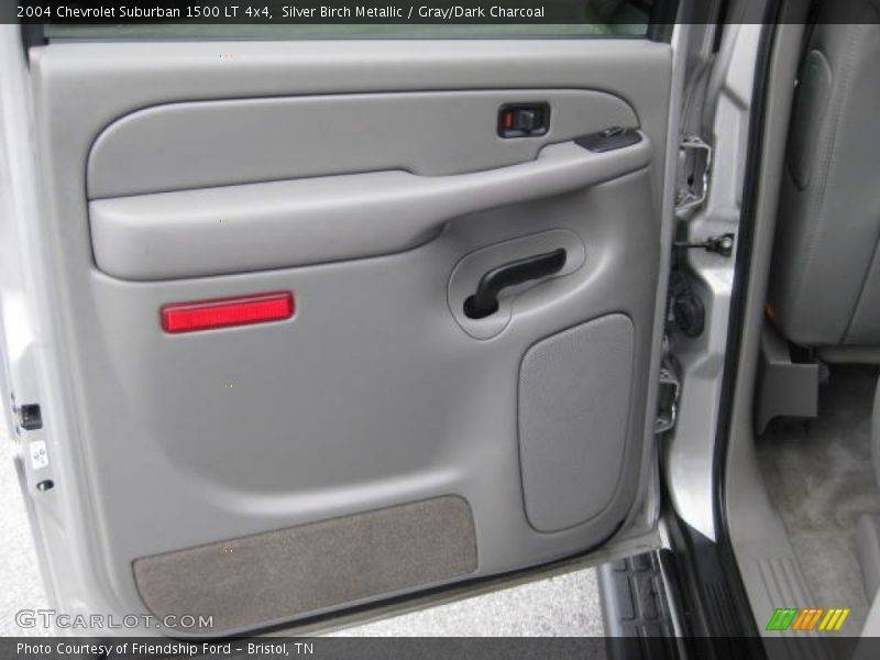Silver Birch Metallic / Gray/Dark Charcoal 2004 Chevrolet Suburban 1500 LT 4x4