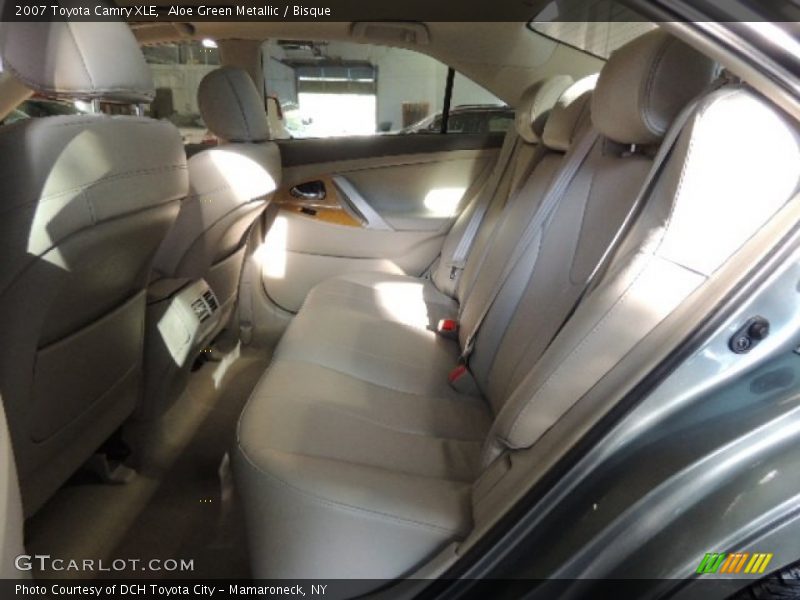 Aloe Green Metallic / Bisque 2007 Toyota Camry XLE