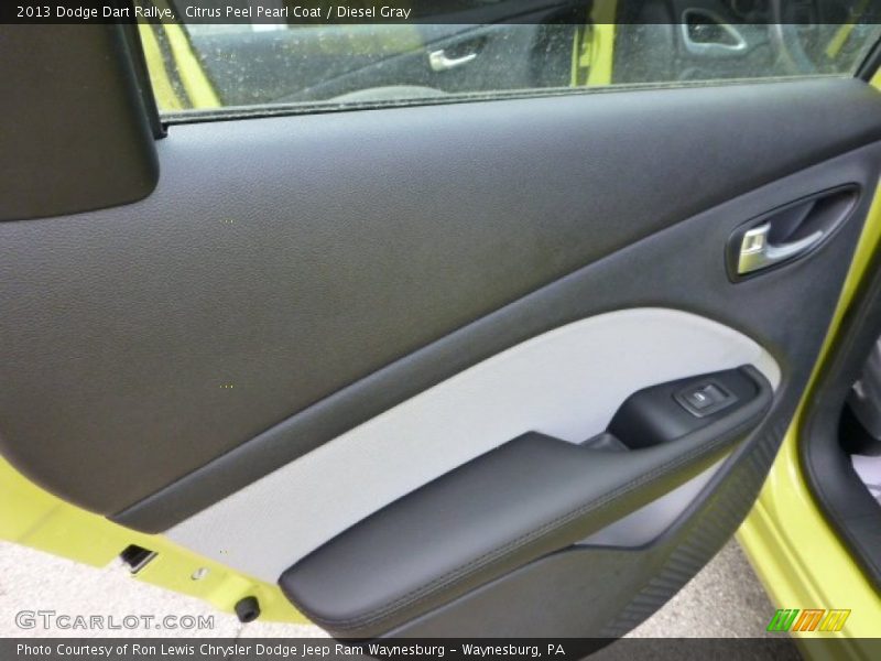 Citrus Peel Pearl Coat / Diesel Gray 2013 Dodge Dart Rallye