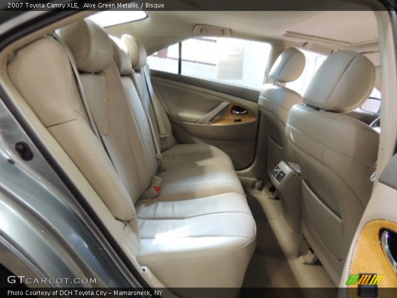 Aloe Green Metallic / Bisque 2007 Toyota Camry XLE