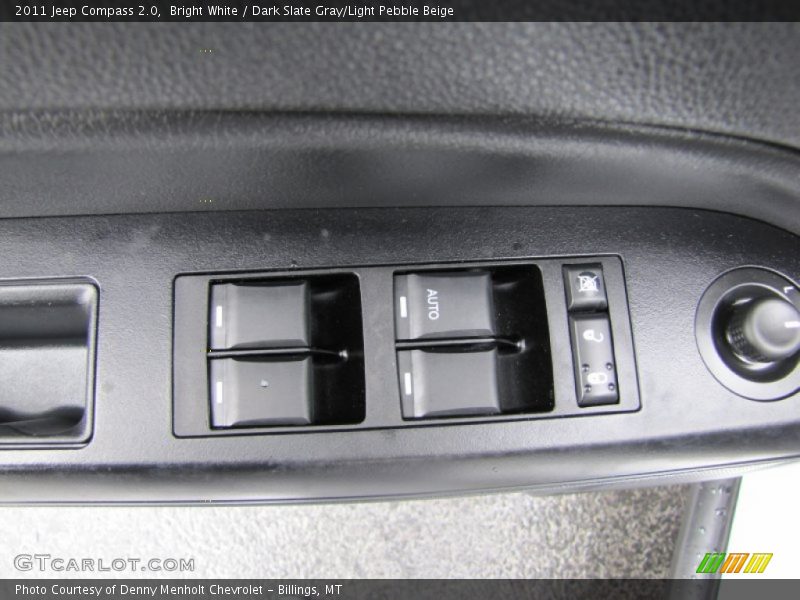 Bright White / Dark Slate Gray/Light Pebble Beige 2011 Jeep Compass 2.0
