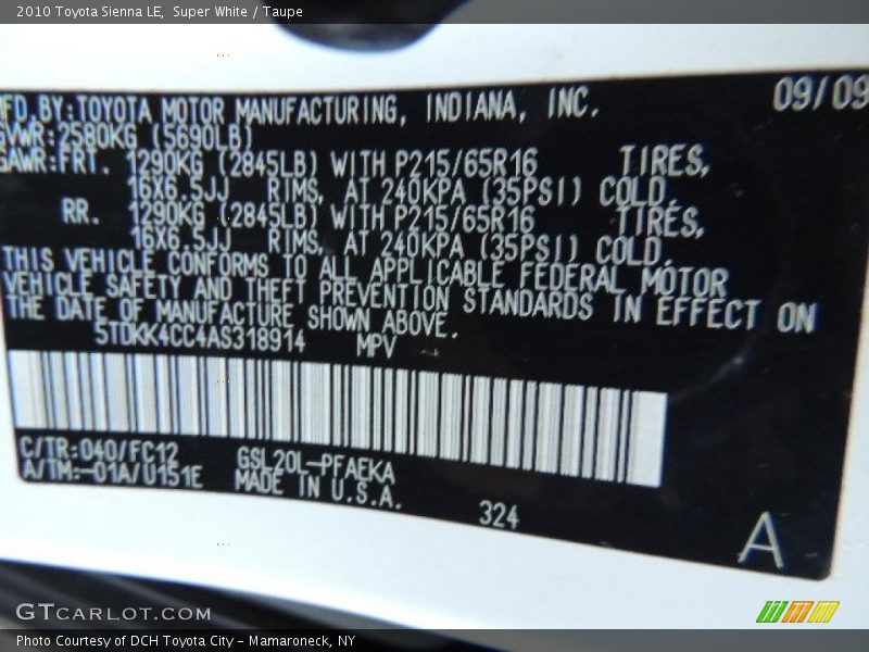 Super White / Taupe 2010 Toyota Sienna LE