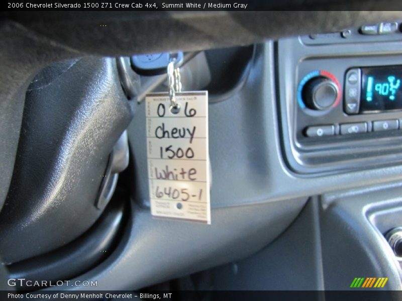 Summit White / Medium Gray 2006 Chevrolet Silverado 1500 Z71 Crew Cab 4x4