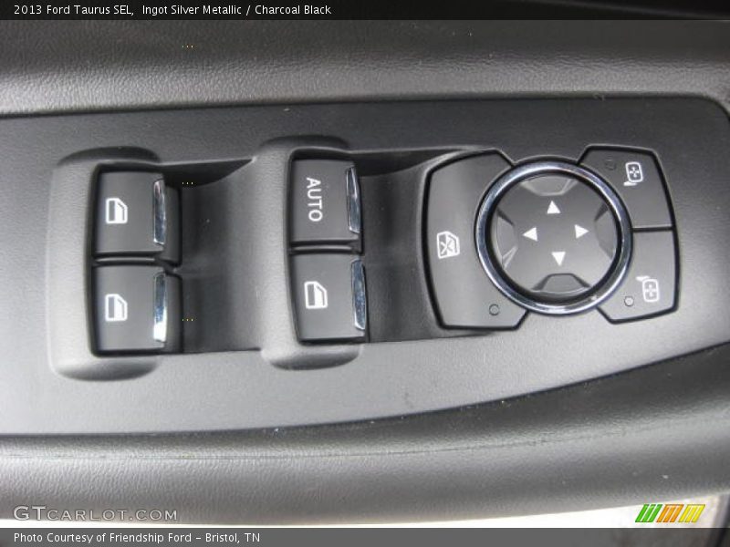 Controls of 2013 Taurus SEL