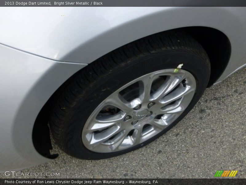 Bright Silver Metallic / Black 2013 Dodge Dart Limited