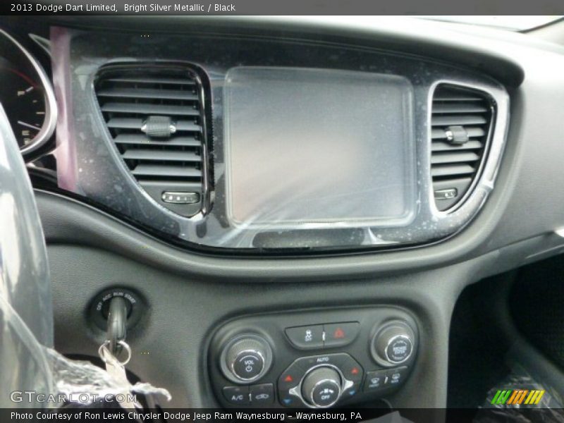 Bright Silver Metallic / Black 2013 Dodge Dart Limited