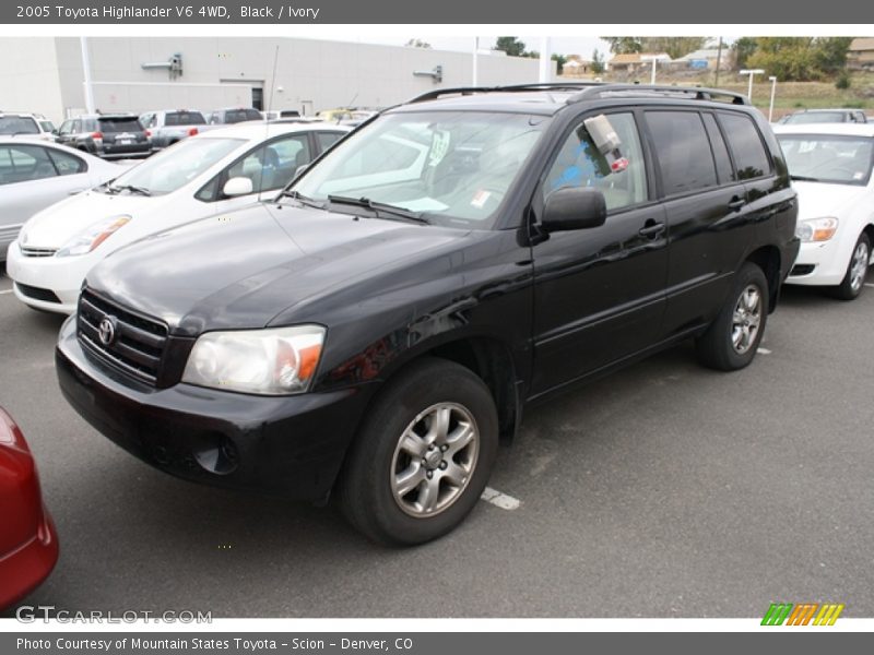 Black / Ivory 2005 Toyota Highlander V6 4WD