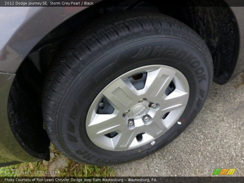 Storm Grey Pearl / Black 2012 Dodge Journey SE