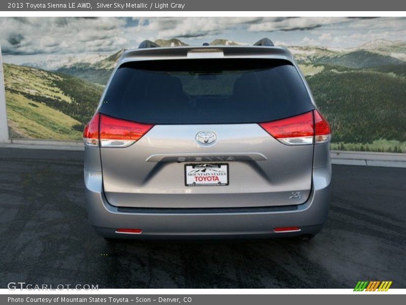 Silver Sky Metallic / Light Gray 2013 Toyota Sienna LE AWD