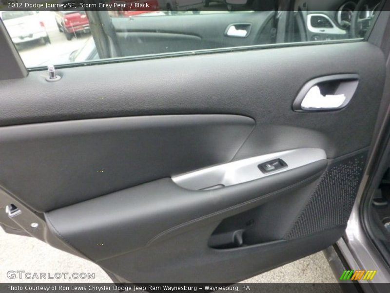 Storm Grey Pearl / Black 2012 Dodge Journey SE