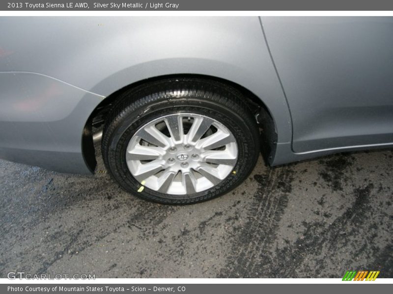 Silver Sky Metallic / Light Gray 2013 Toyota Sienna LE AWD