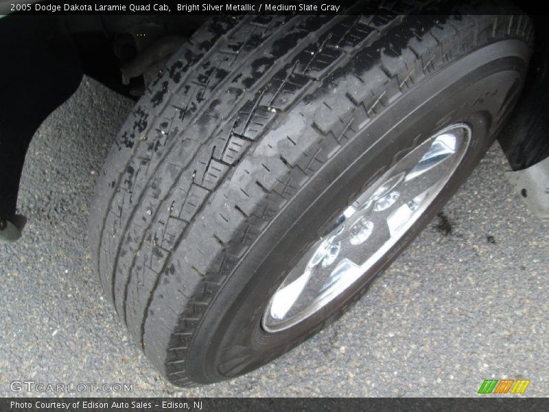 Bright Silver Metallic / Medium Slate Gray 2005 Dodge Dakota Laramie Quad Cab