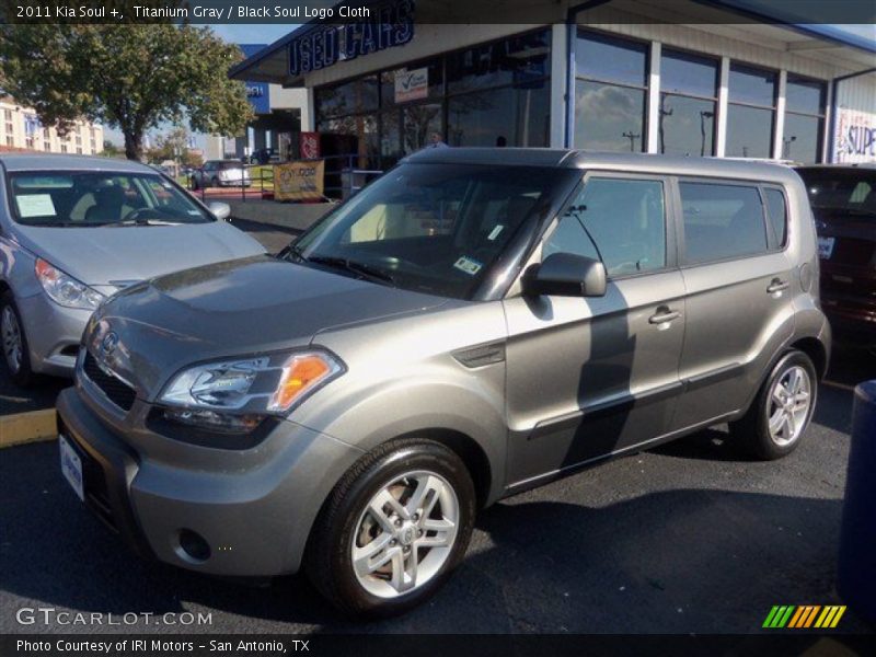 Titanium Gray / Black Soul Logo Cloth 2011 Kia Soul +
