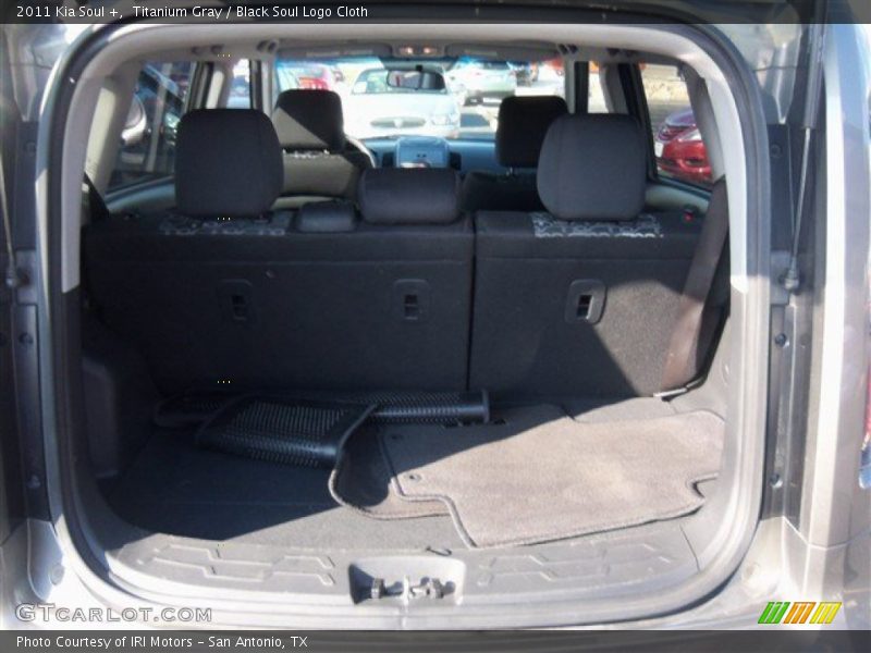 Titanium Gray / Black Soul Logo Cloth 2011 Kia Soul +