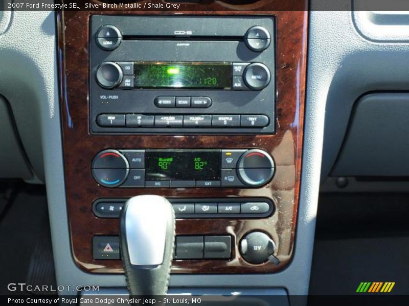 Silver Birch Metallic / Shale Grey 2007 Ford Freestyle SEL