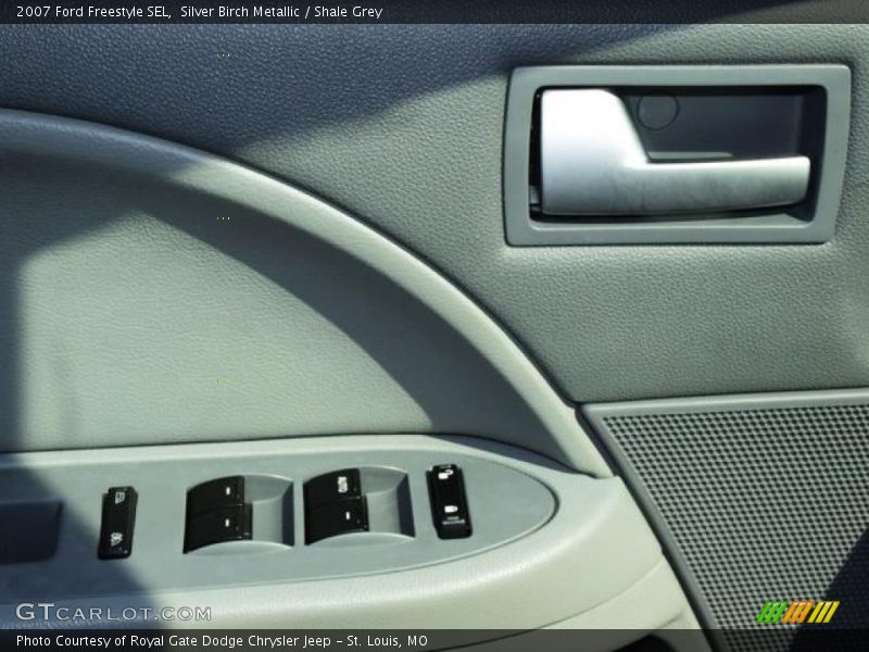 Silver Birch Metallic / Shale Grey 2007 Ford Freestyle SEL