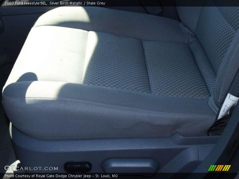 Silver Birch Metallic / Shale Grey 2007 Ford Freestyle SEL