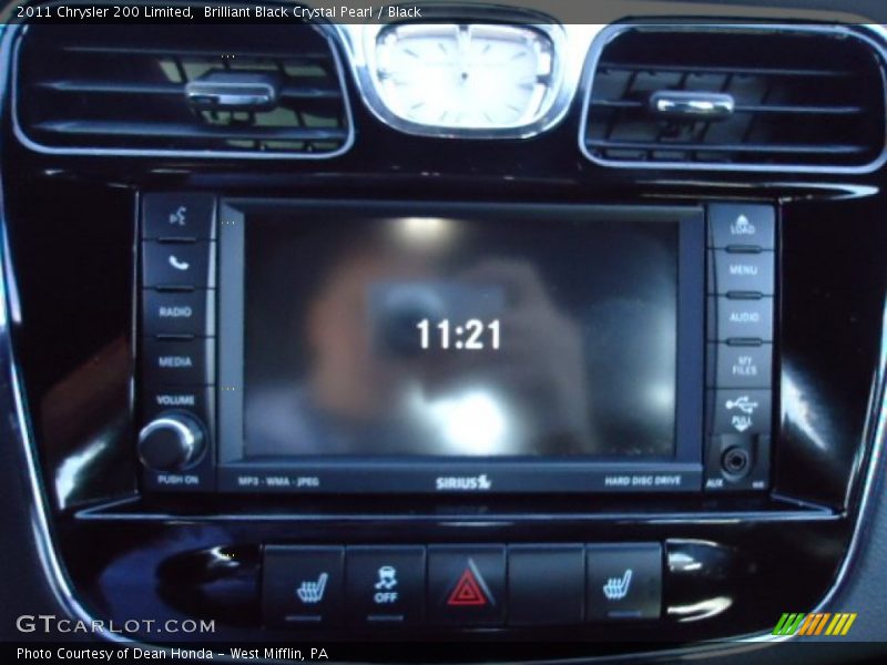 Brilliant Black Crystal Pearl / Black 2011 Chrysler 200 Limited