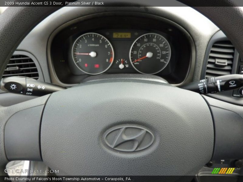 Platinum Silver / Black 2009 Hyundai Accent GS 3 Door