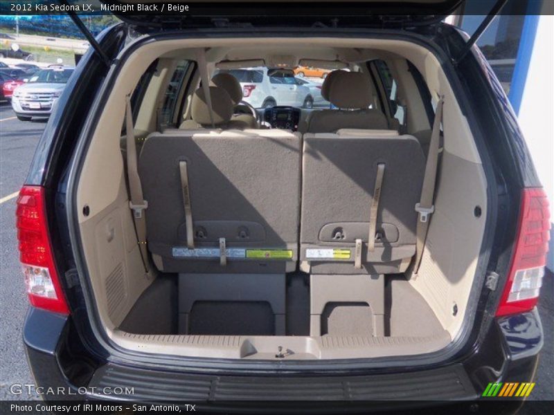 Midnight Black / Beige 2012 Kia Sedona LX