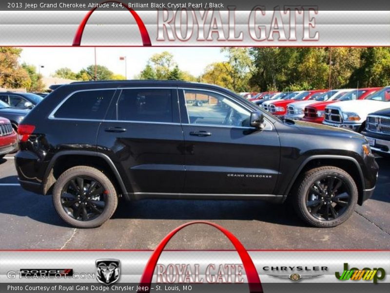 Brilliant Black Crystal Pearl / Black 2013 Jeep Grand Cherokee Altitude 4x4