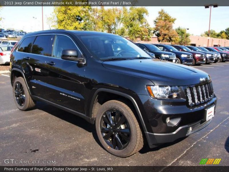 Brilliant Black Crystal Pearl / Black 2013 Jeep Grand Cherokee Altitude 4x4