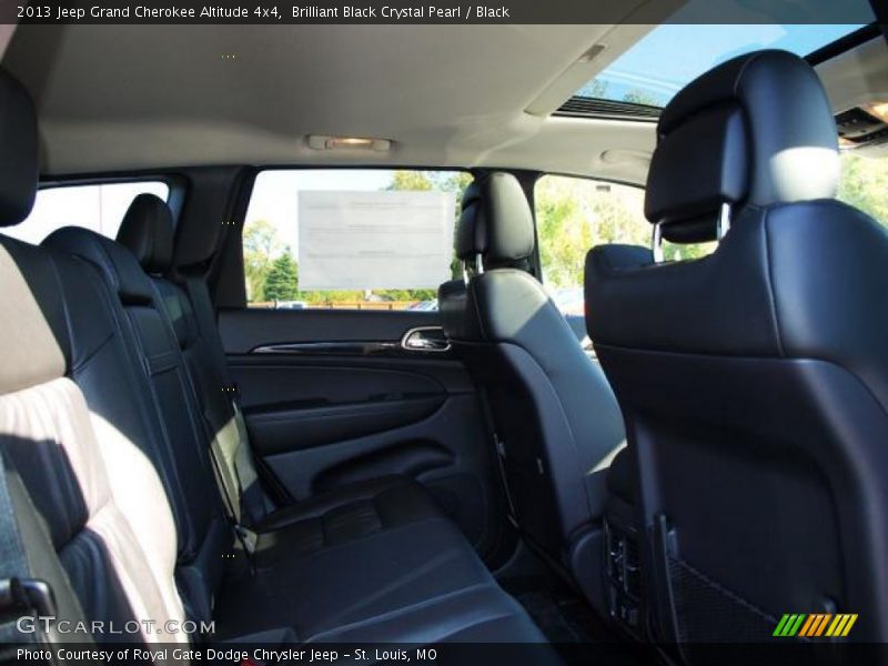 Brilliant Black Crystal Pearl / Black 2013 Jeep Grand Cherokee Altitude 4x4