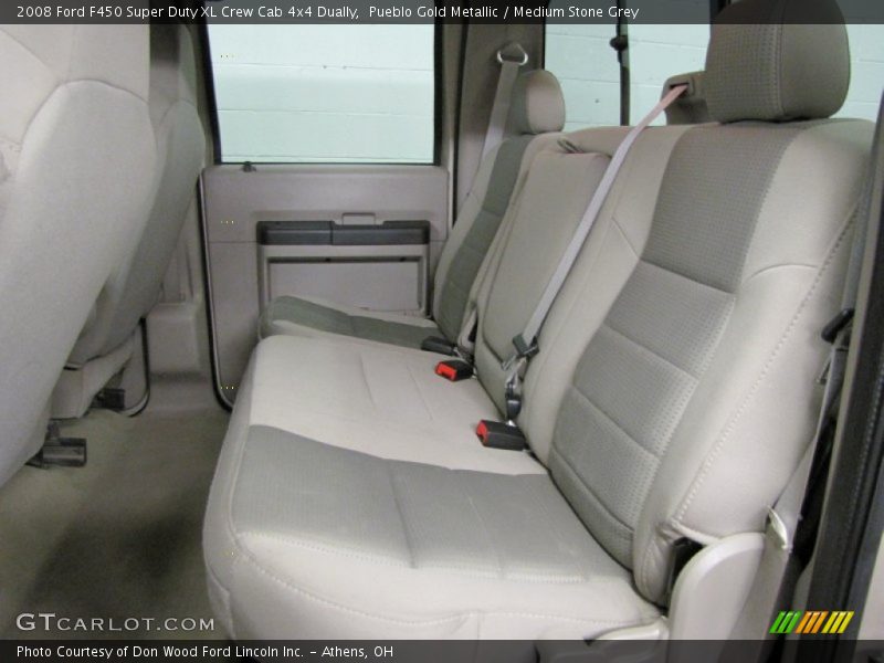 Rear Seat of 2008 F450 Super Duty XL Crew Cab 4x4 Dually