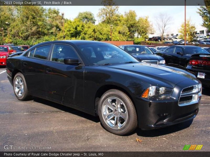 Pitch Black / Black 2013 Dodge Charger SE
