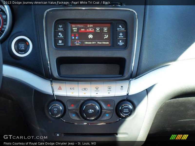 Pearl White Tri Coat / Black 2013 Dodge Journey American Value Package