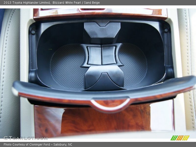 Blizzard White Pearl / Sand Beige 2013 Toyota Highlander Limited