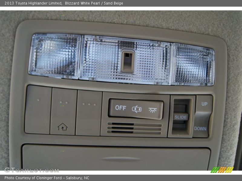 Blizzard White Pearl / Sand Beige 2013 Toyota Highlander Limited